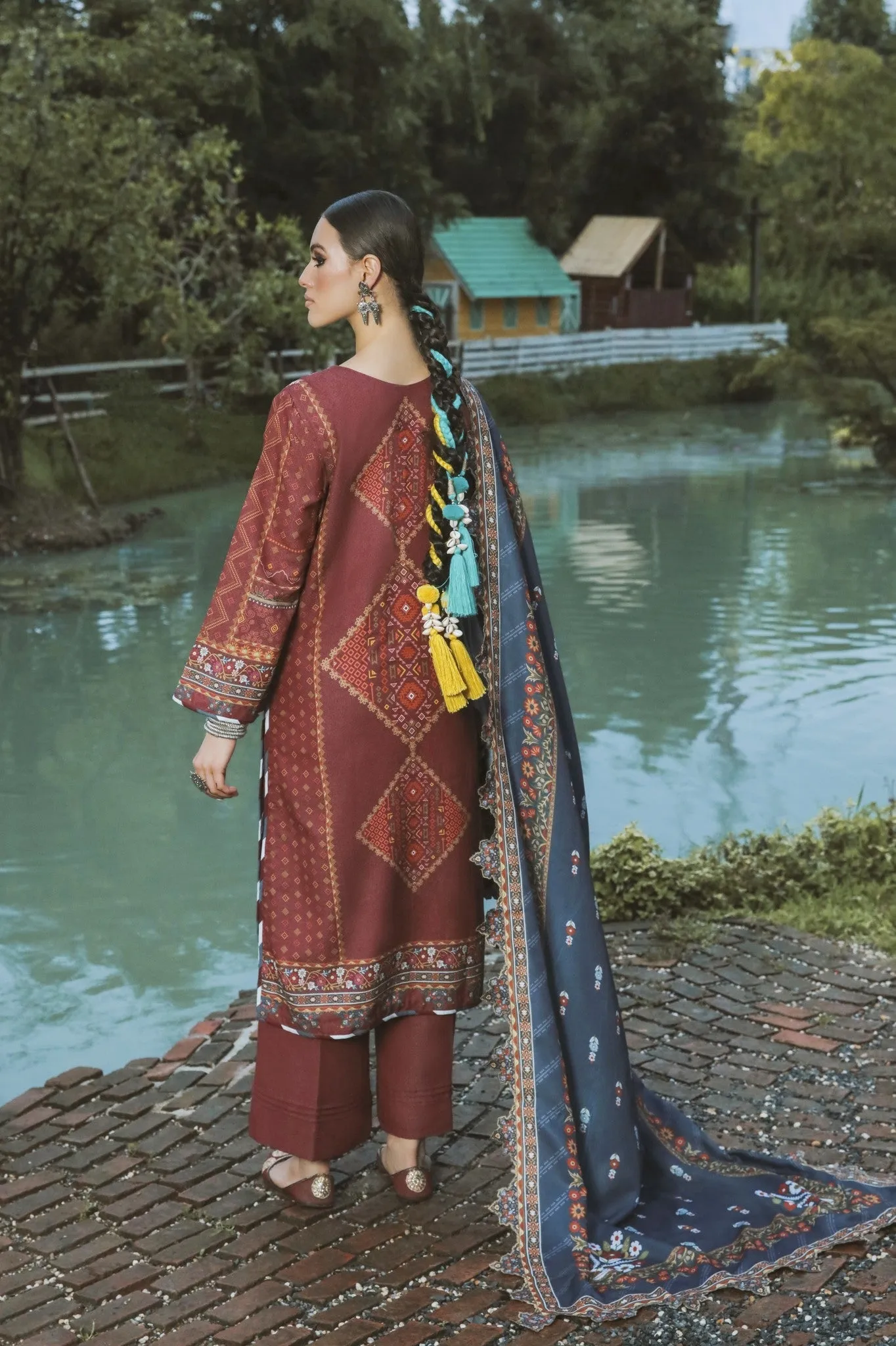 Aabyaan Tehzeeb Winter Edit – AFROZEH (AK-04)