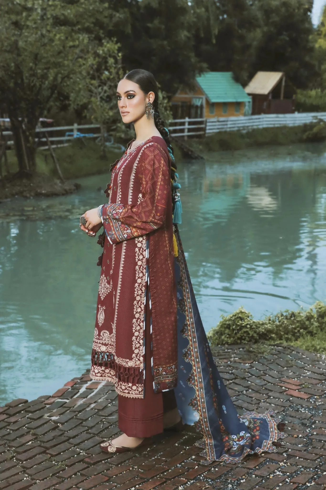 Aabyaan Tehzeeb Winter Edit – AFROZEH (AK-04)