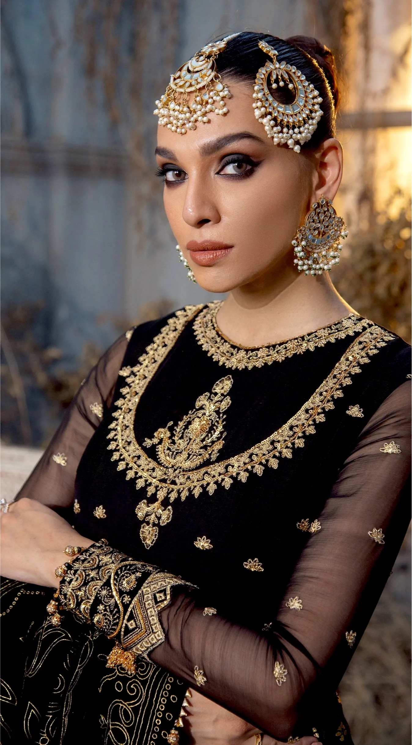 Anaya by Kiran Chaudhry · Velour De Fete Velvet Collection – ESMERALDA
