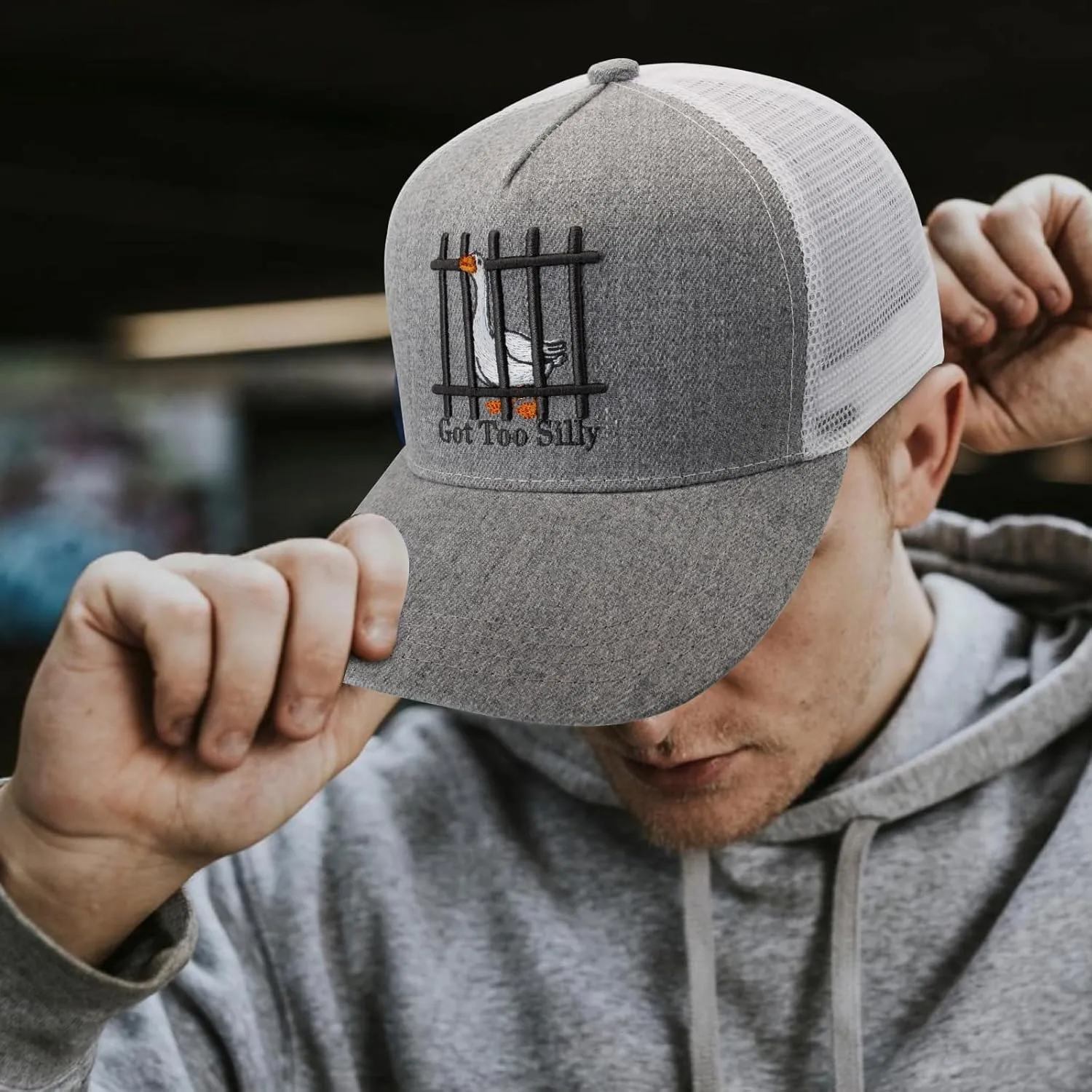 Unisex Trucker Adjustable Mesh Baseball Cap Dad Hat for Men Women Breathable Mesh Side with Stainless Steel Cap Buckle